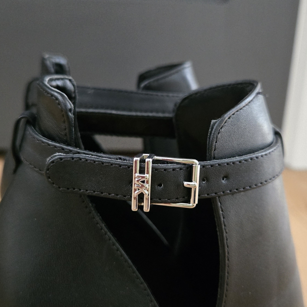 Michael Kors Black Leather Lawson Ankle Booties with Buckle - Picture 6 of 10
